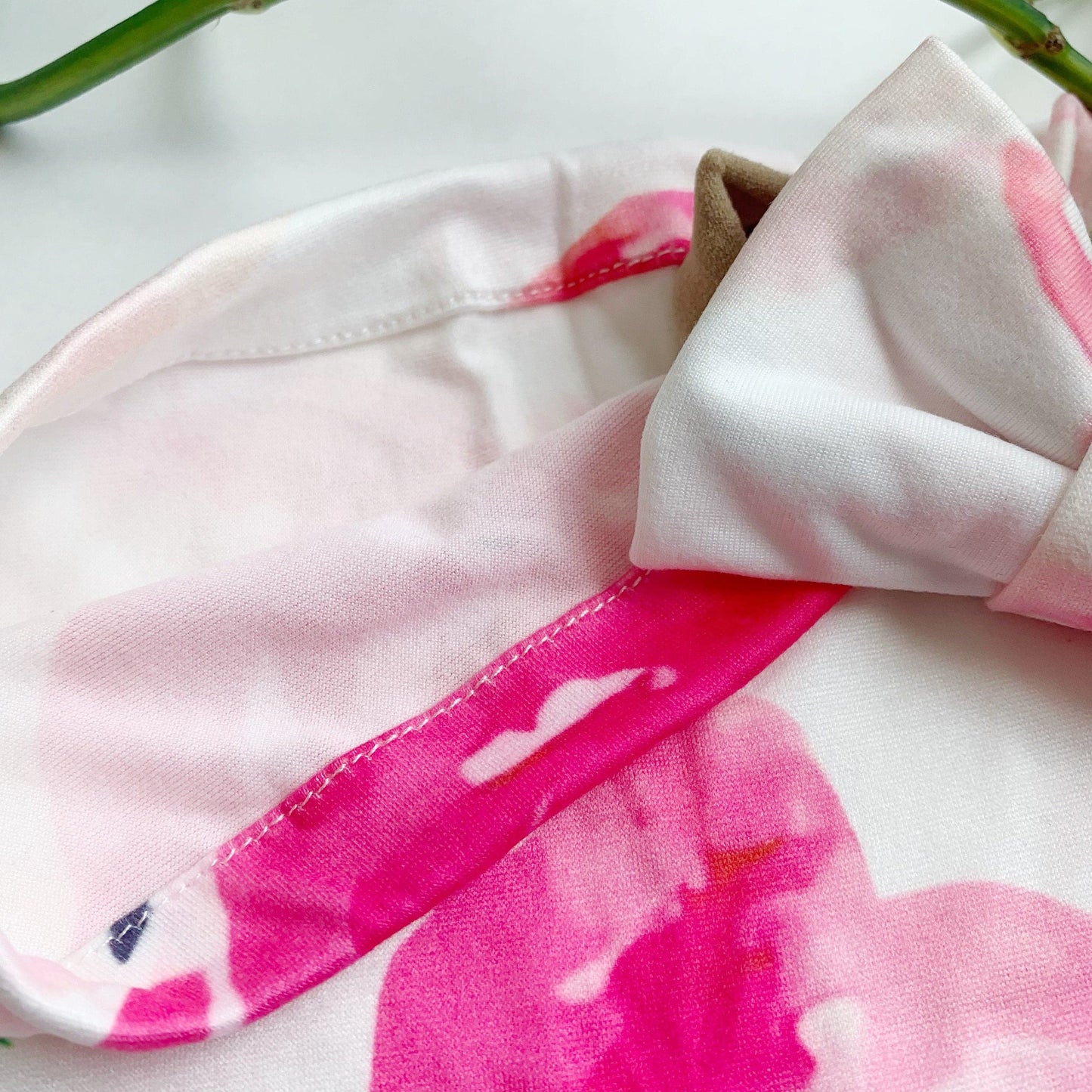 Baby girl swaddle Sack with bow, Pink Floral, personalized, Coming home, Custom Swaddle Set, Newborn swaddle set gift, hospital photo prop.