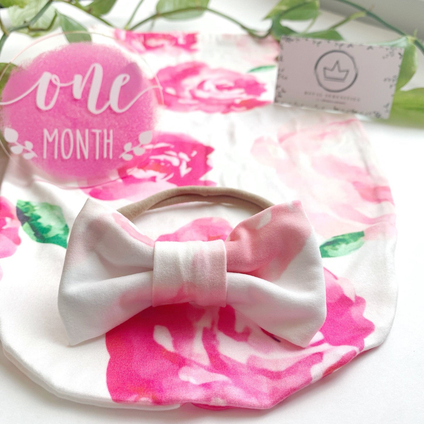Baby girl swaddle Sack with bow, Pink Floral, personalized, Coming home, Custom Swaddle Set, Newborn swaddle set gift, hospital photo prop.