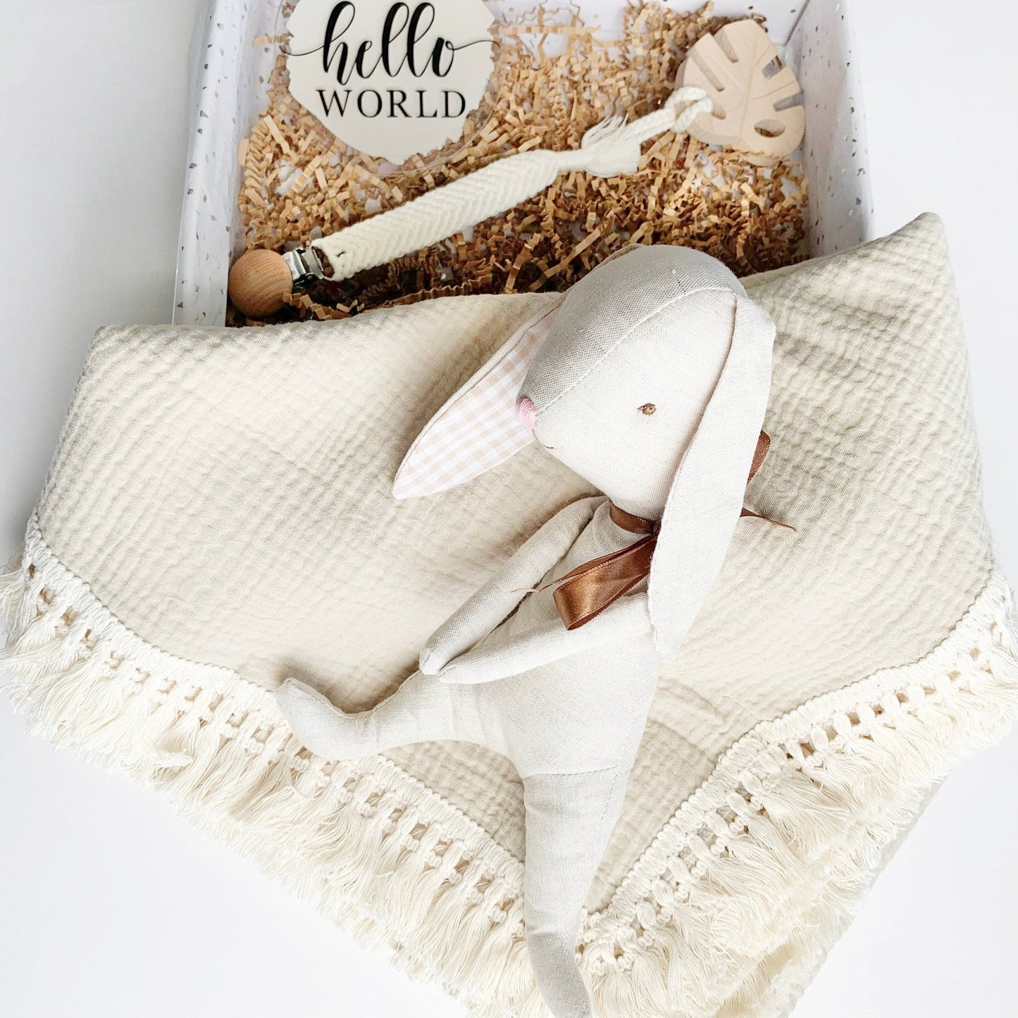 Baby Gift Box, Baby Gift Set, Baby Shower Gift, gender neutral, New Baby Gift basket, Unisex Baby Gift, baby boy gift, baby girl gift.
