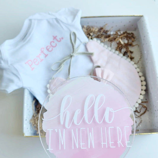Baby Gift Box, Baby Shower Gift basket, Newborn Gift Box, Baby girl gift, Baby Gift Set, Baby Present, Welcome Baby Hamper, Personalized.
