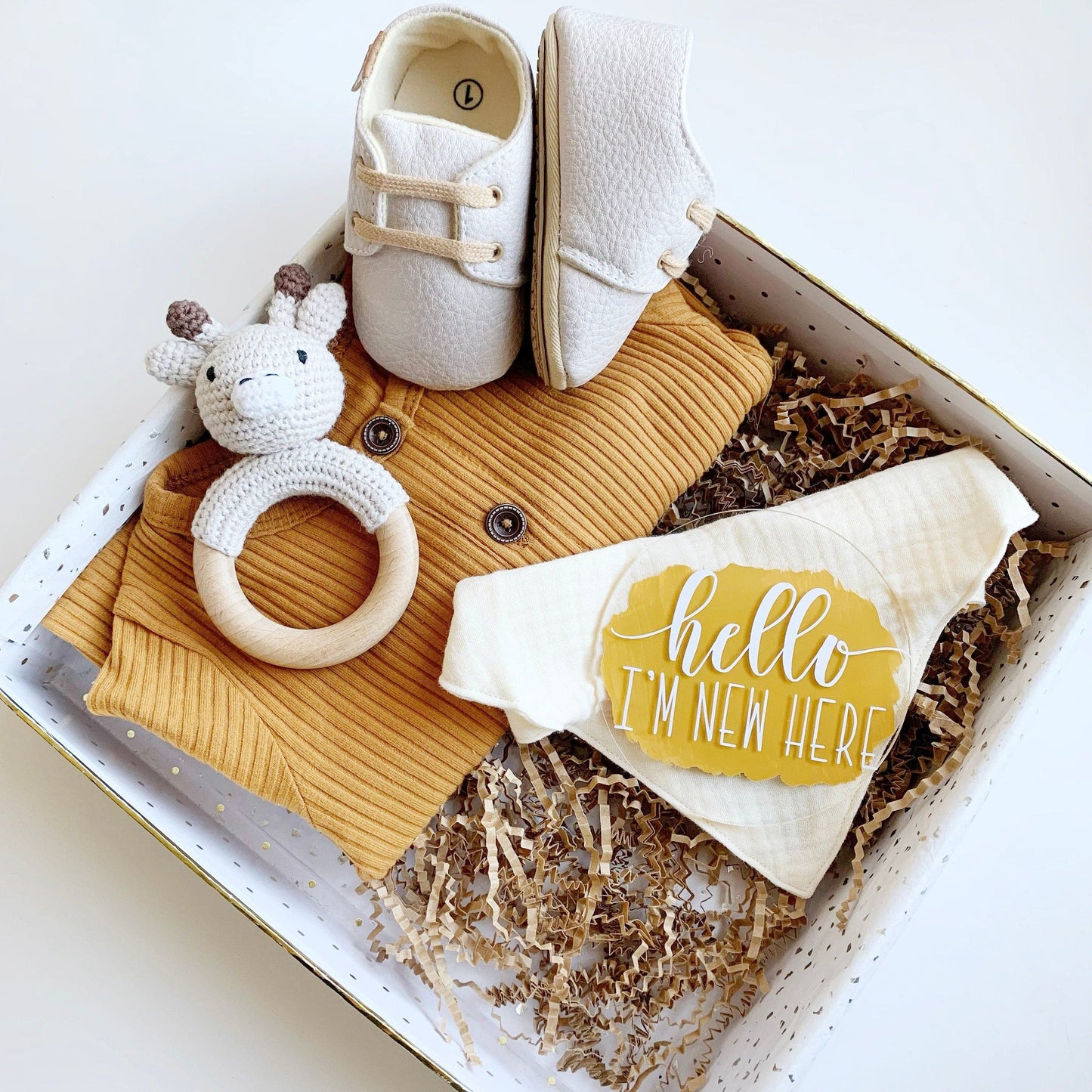 Baby Gift Box, Baby Gift Set, Baby Shower Gift, gender neutral, New Baby Gift basket, Unisex Baby Gift, baby boy gift, baby girl gift.