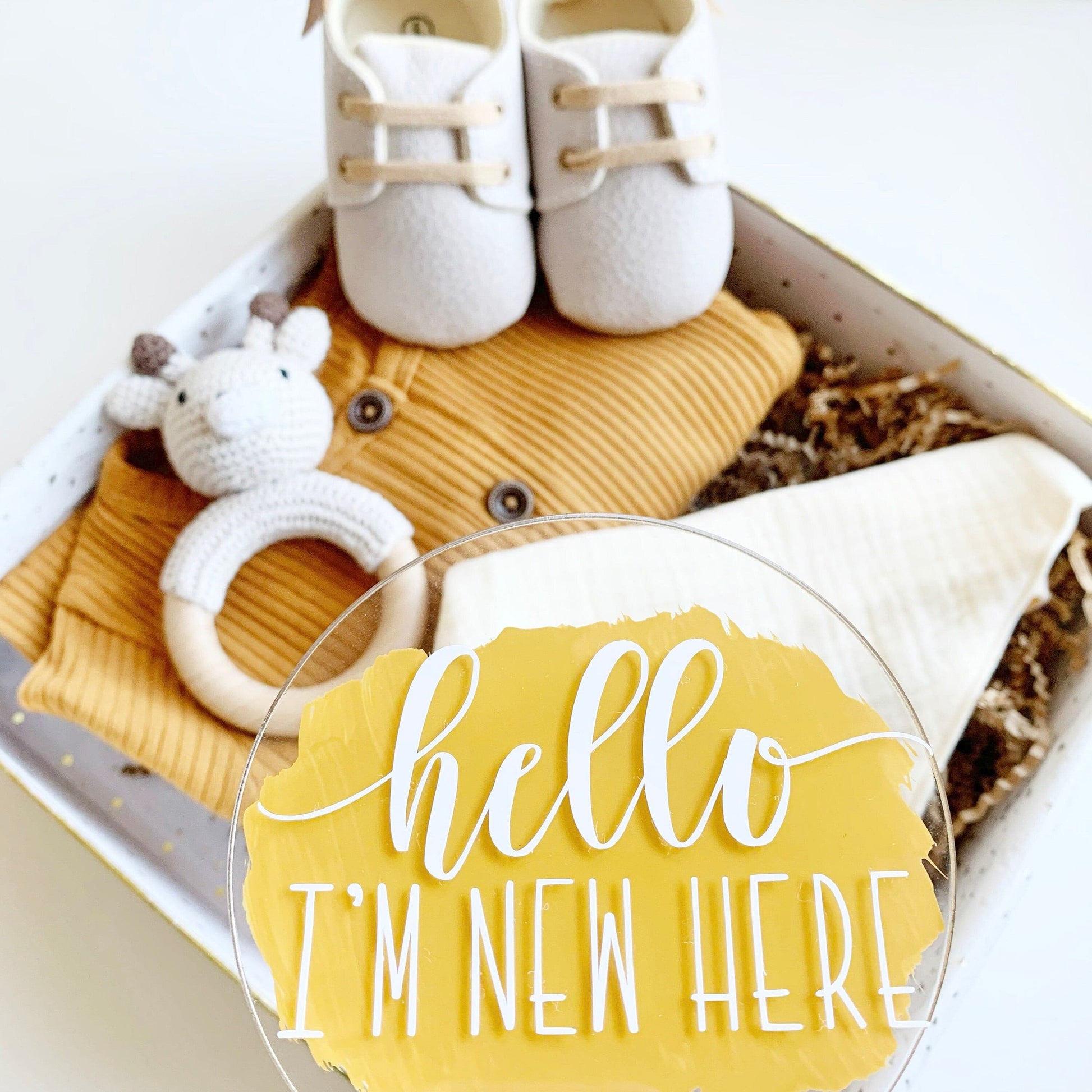Baby Gift Box, Baby Gift Set, Baby Shower Gift, gender neutral, New Baby Gift basket, Unisex Baby Gift, baby boy gift, baby girl gift.