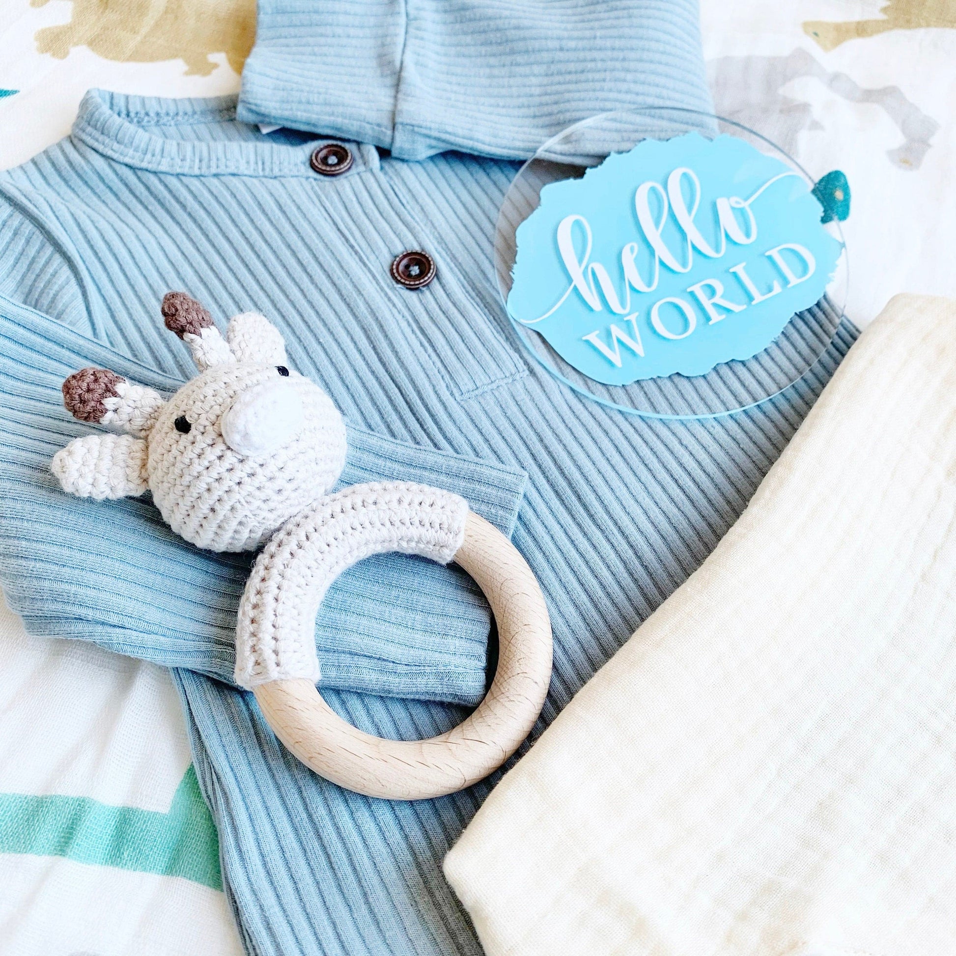 Baby Gift Box, Boy Baby Gift, Baby Shower Gift Basket, Gender Reveal kit, Baby Boy Present, New Baby Gift Set, Newborn Gift box, announce.