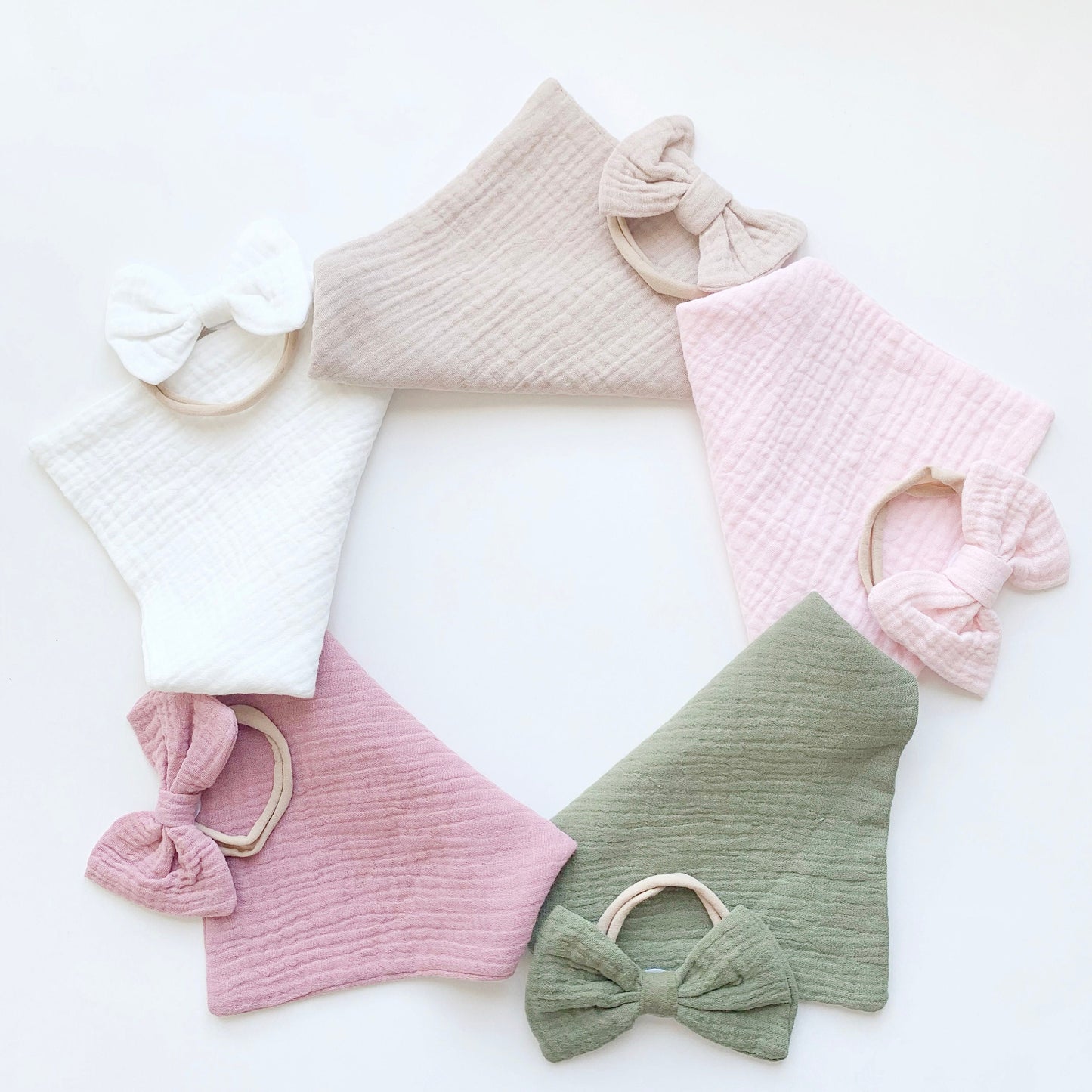 Custom Newborn Baby Shower Gift, Personalized Baby Girl Name Bib, Woodland Crochet Rattle Teether, Baby Girl Bow Gift, Baby Gift Box.