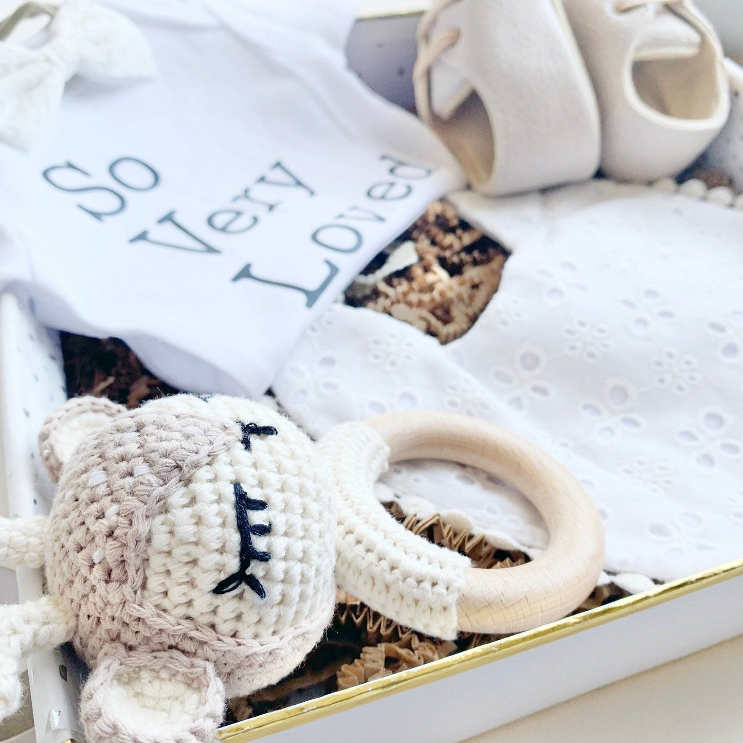 Woodland Baby Shower Girl Gift - White Lace Bib and Bow