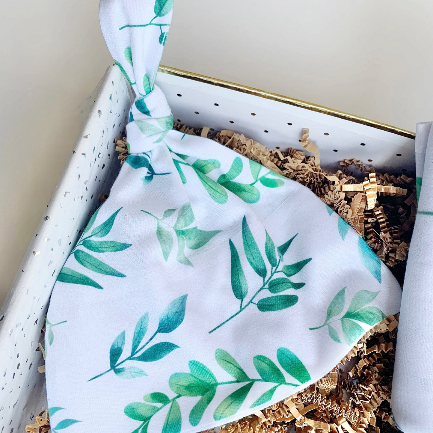 Boho newborn baby hat, bow and swaddle blanket - Gender Neutral Green - Custom