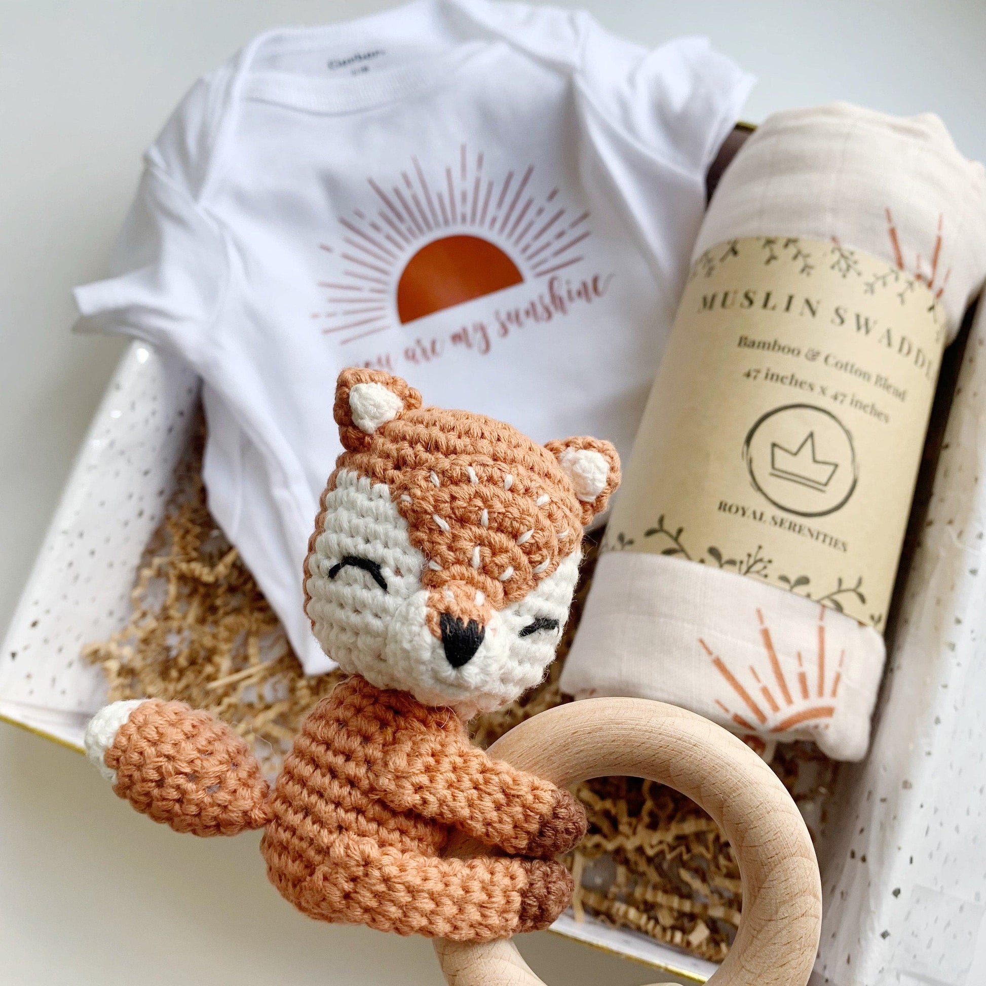 Boho Baby gift box, gender neutral New Baby Gift, Baby Shower Gift, Baby Blanket, My Sunshine, Personalized baby gift basket, Woodland theme.