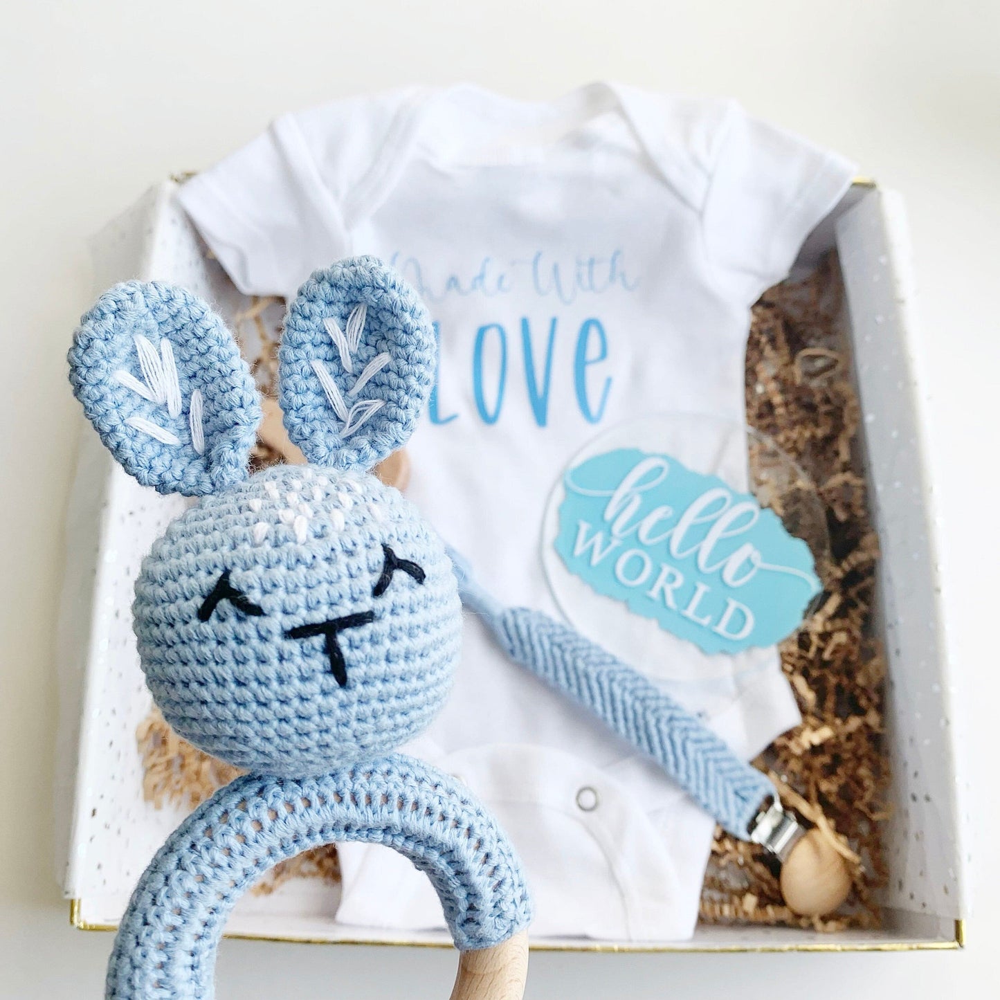 Baby Gift Box, Boy Baby Gift, Baby Shower Gift Basket, Gender Reveal kit, Baby Boy Present, New Baby Gift Set, Newborn Gift box, announce.